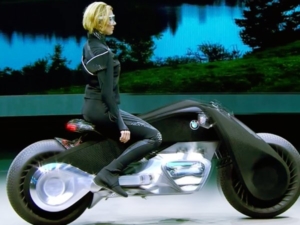 BMW motorcycle self stabilization feature